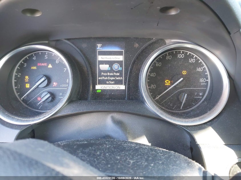 2018 Toyota Camry L/Le/Xle/Se/Xse VIN: 4T1B11HKXJU542133 Lot: 43323135