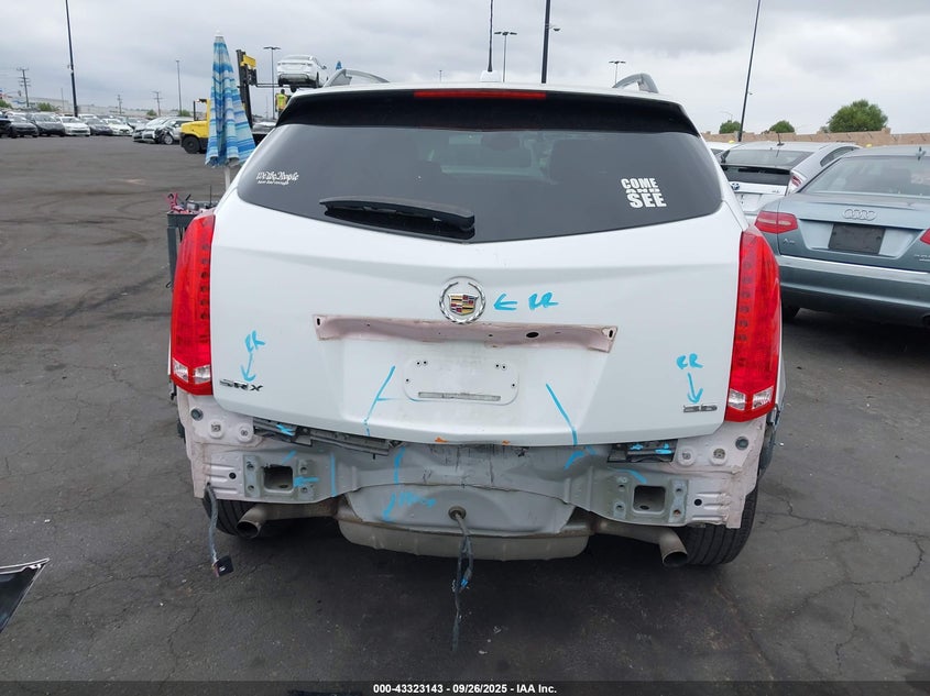 2015 CADILLAC SRX LUXURY COLLECTION - 3GYFNBE36FS634497