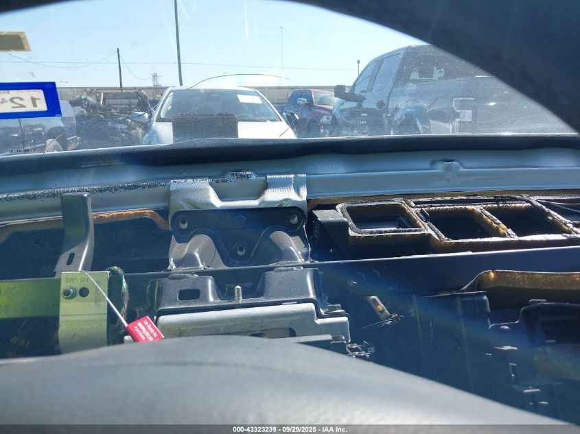 2004 Mercedes-Benz Clk 500 VIN: WDBTJ75J74F088423 Lot: 43323239