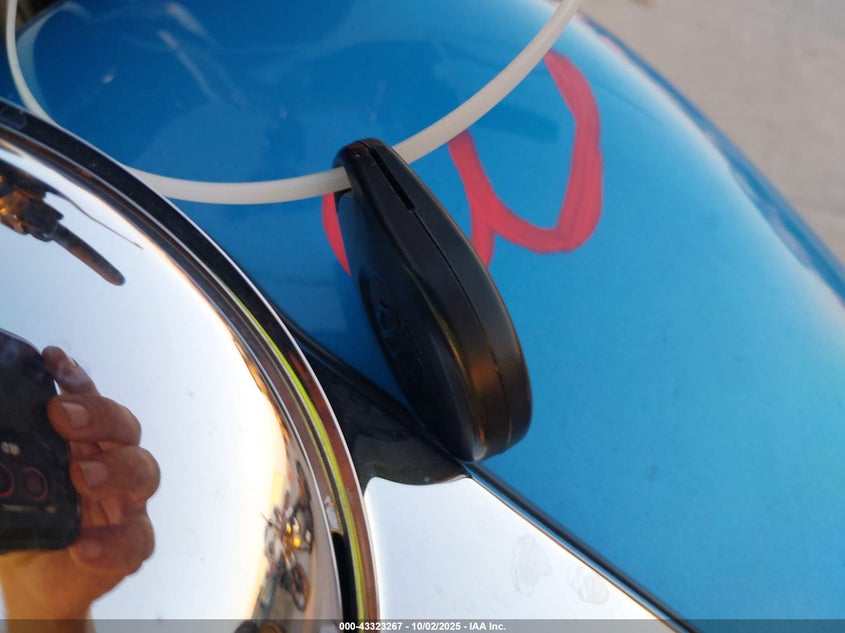 2011 HARLEY-DAVIDSON FLHTK - 1HD1KEM19BB677827