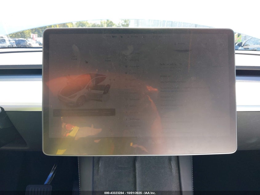 2023 Tesla Model Y Awd/Long Range Dual Motor All-Wheel Drive VIN: 7SAYGDEE6PF811889 Lot: 43323284