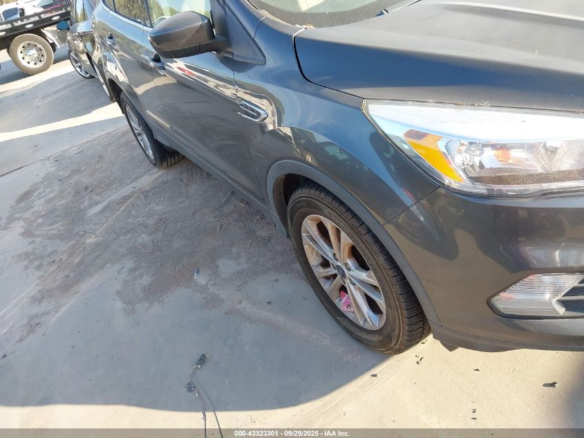 2018 Ford Escape Se VIN: 1FMCU0GD2JUC63185 Lot: 43323301