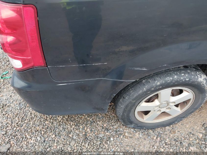 2011 Dodge Grand Caravan Crew VIN: 2D4RN5DG1BR706998 Lot: 43323311