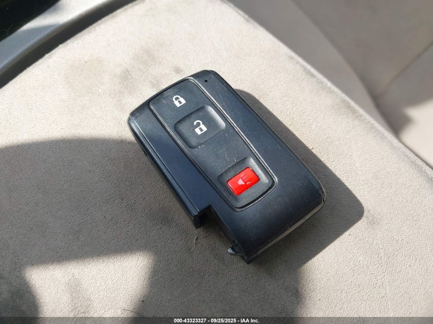 2005 Toyota Prius VIN: JTDKB20U153035735 Lot: 43323327