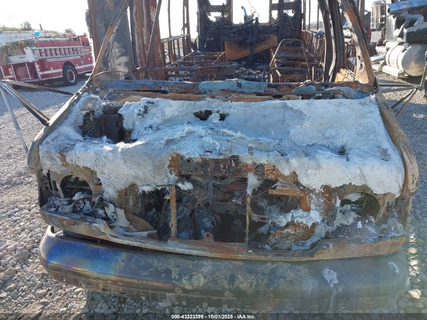 1995 Ford Econoline E350 Cutaway Van VIN: 1FDKE30G4SHC20167 Lot: 43323399