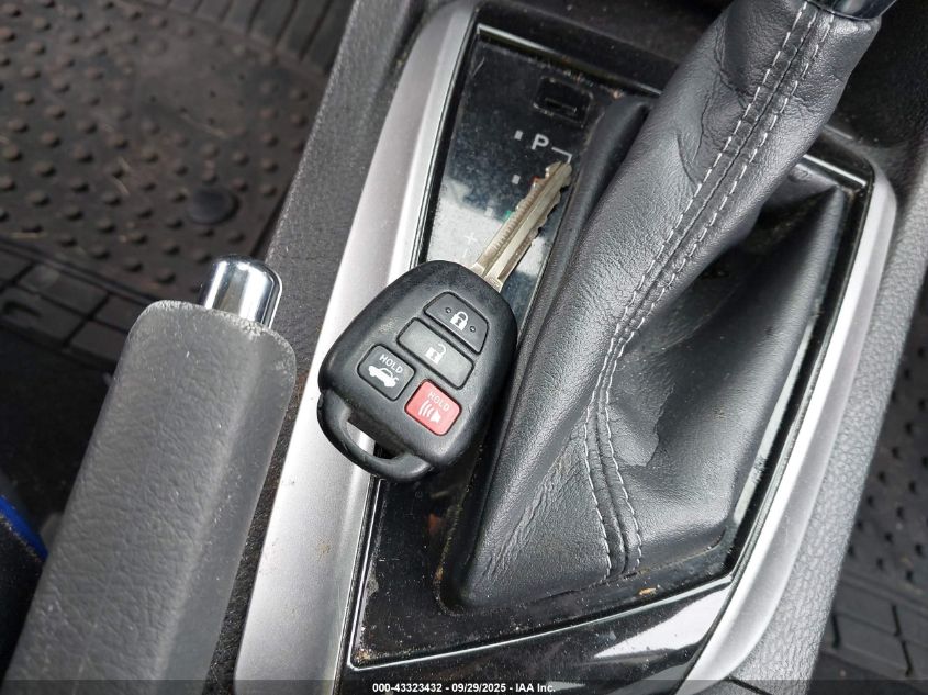 2017 Toyota Corolla Se VIN: 5YFBURHE1HP621282 Lot: 43323432