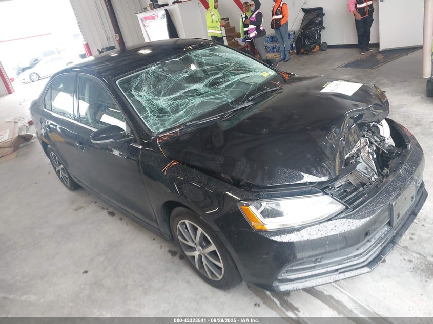 VOLKSWAGEN JETTA 1.4T SE