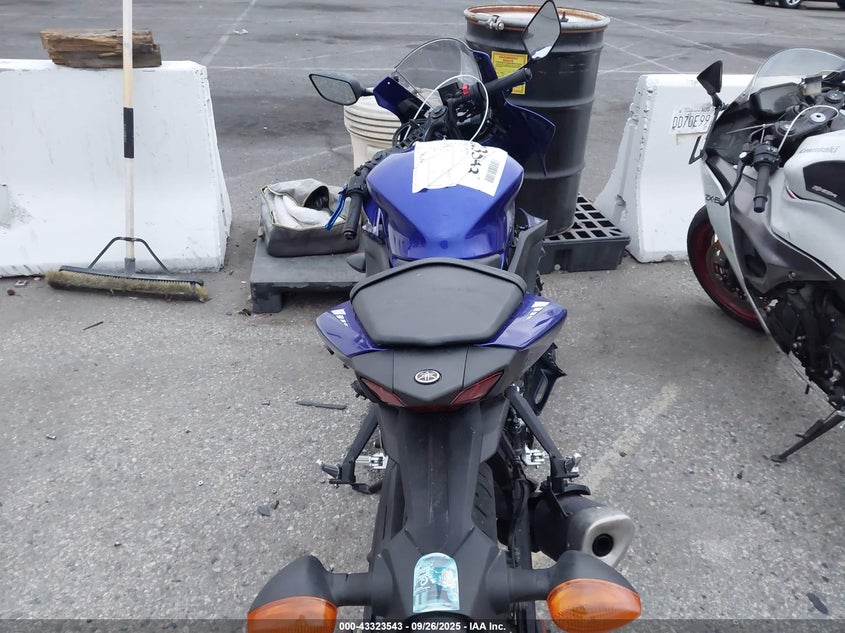 2024 Yamaha Yzfr3 A VIN: MH3RH18Y9RK015065 Lot: 43323543