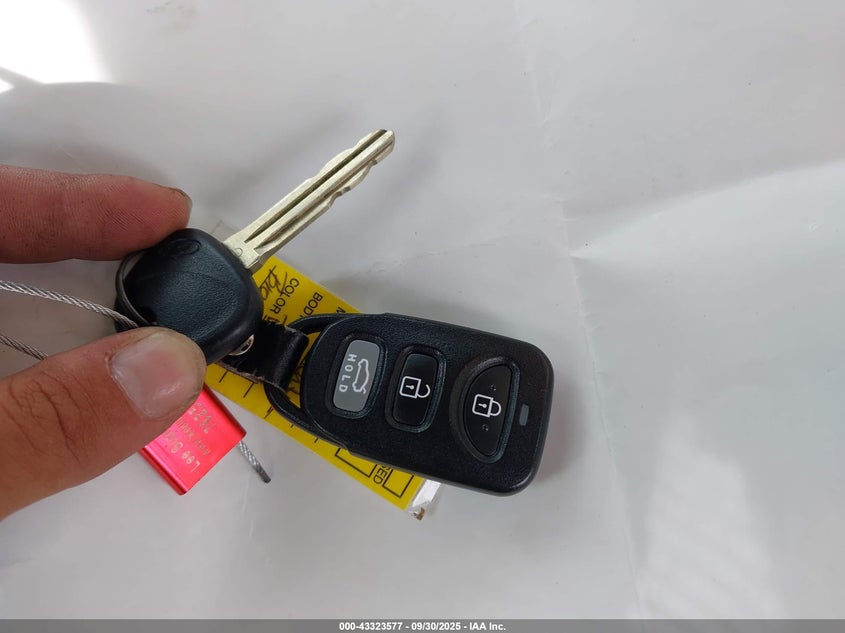 2020 HYUNDAI ELANTRA SE - 5NPD74LF5LH545798