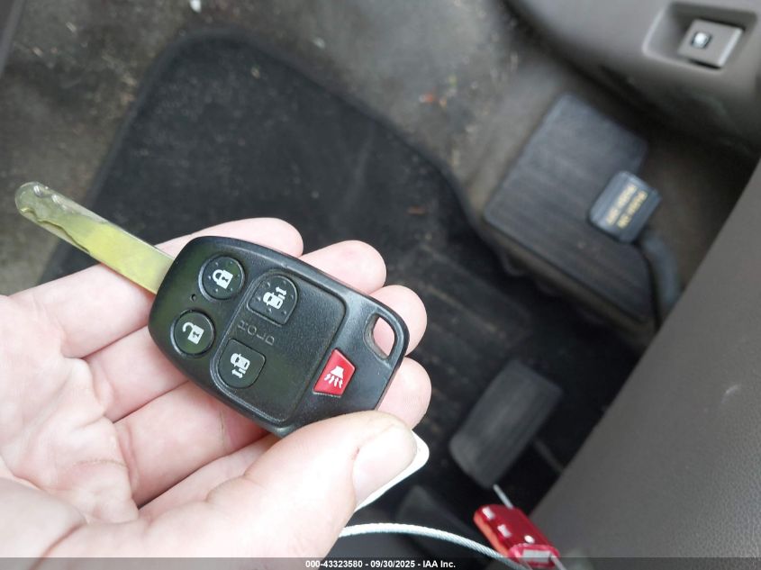 2013 Honda Odyssey Ex VIN: 5FNRL5H4XDB068560 Lot: 43323580