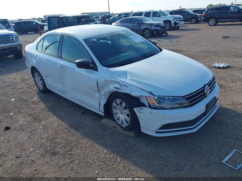 2015 VOLKSWAGEN JETTA 2.0L S - 3VW2K7AJ8FM310399