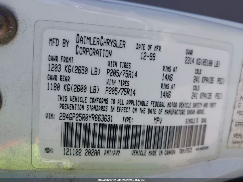 2000 Dodge Caravan VIN: 2B4GP25R0YR663631 Lot: 43323792