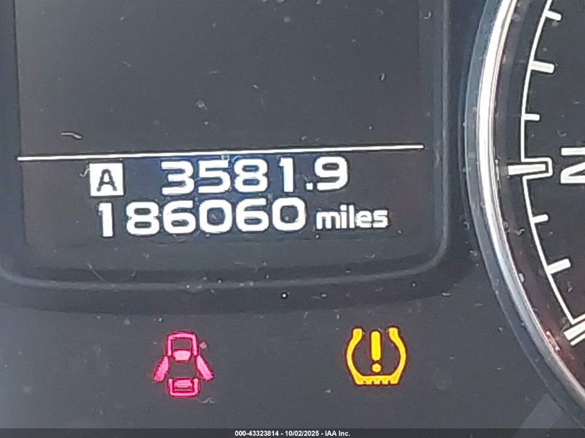 2013 Subaru Outback 2.5I Limited VIN: 4S4BRBKCXD3321433 Lot: 43323814