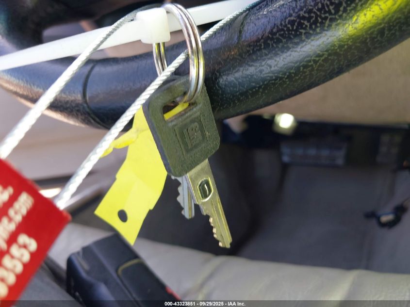 1996 Chevrolet Corvette VIN: 1G1YY22P7T5112523 Lot: 43323851