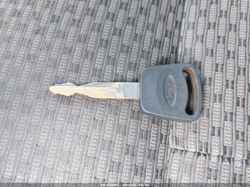 2016 Ford F-450 Chassis Xl VIN: 1FDUF4GY5GEC07902 Lot: 43323943