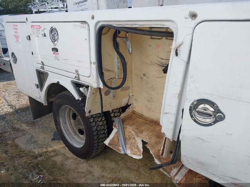 2016 Ford F-450 Chassis Xl VIN: 1FDUF4GY5GEC07902 Lot: 43323943