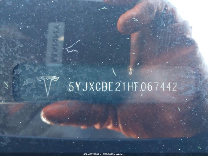 2017 Tesla Model X 100D/75D/90D VIN: 5YJXCBE21HF067442 Lot: 43323982
