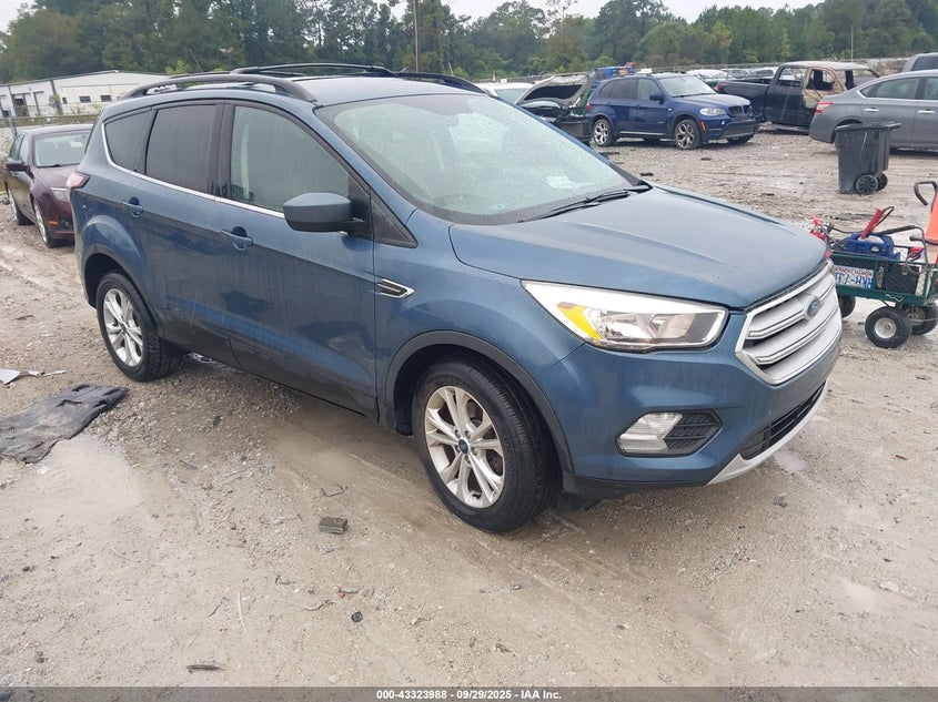 FORD ESCAPE SE