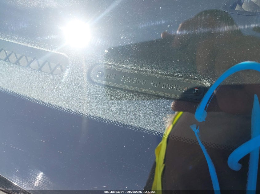 2004 Subaru Forester 2.5X VIN: JF1SG63604H708463 Lot: 43324021