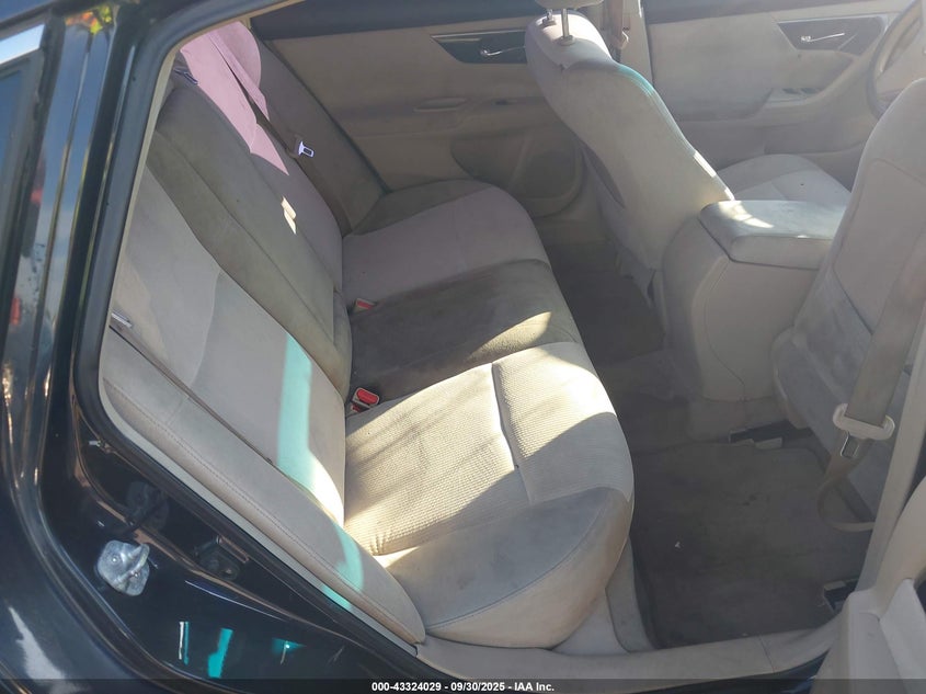 2013 Nissan Altima 2.5 S VIN: 1N4AL3AP4DN503800 Lot: 43324029