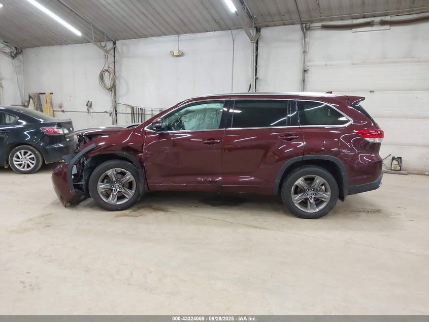 2019 Toyota Highlander Limited Platinum VIN: 5TDDZRFH5KS964702 Lot: 43324069