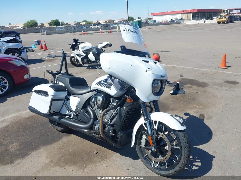 2025 INDIAN MOTORCYCLE CO. CHIEFTAIN POWERPLUS DARK HORSE - 56KLFDSSXS3436125