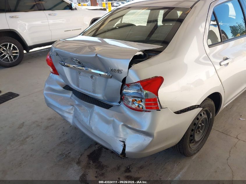 2010 Toyota Yaris VIN: JTDBT4K38A1359722 Lot: 43324111