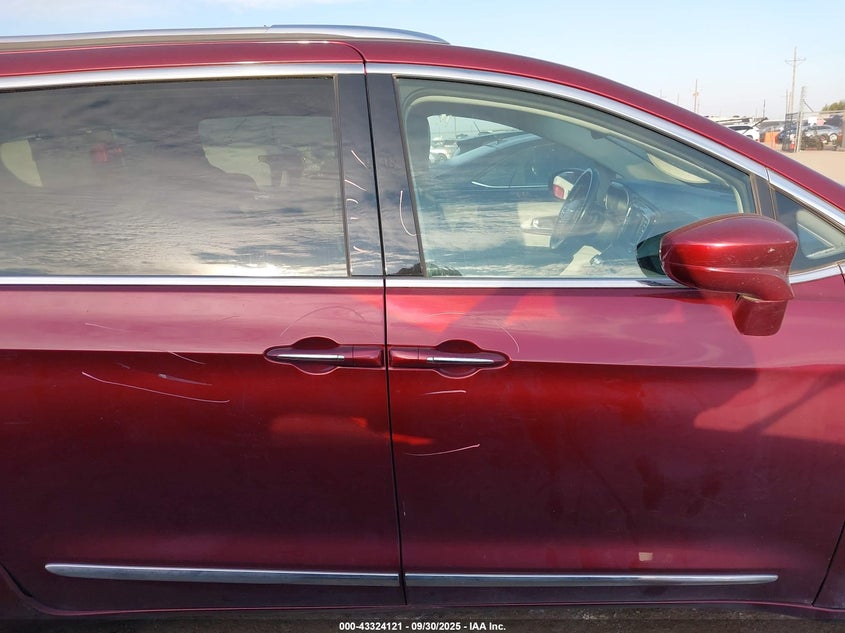 2020 Chrysler Pacifica Touring L VIN: 2C4RC1BG8LR277049 Lot: 43324121