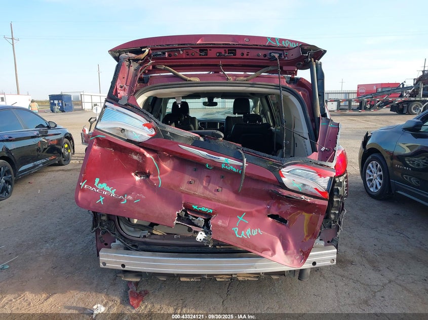 2020 Chrysler Pacifica Touring L VIN: 2C4RC1BG8LR277049 Lot: 43324121