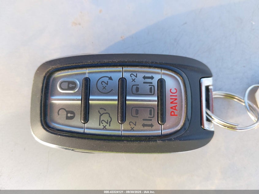 2020 Chrysler Pacifica Touring L VIN: 2C4RC1BG8LR277049 Lot: 43324121