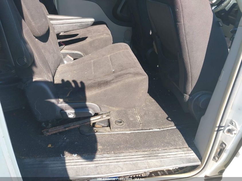 2011 Dodge Grand Caravan Crew VIN: 2D4RN5DG7BR660870 Lot: 43324130