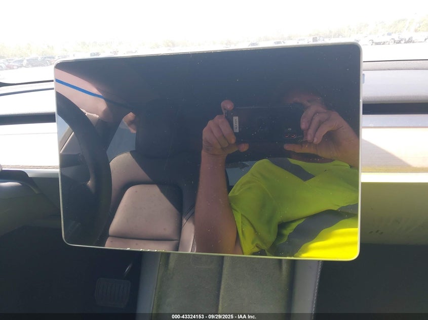 2023 Tesla Model Y Awd/Long Range Dual Motor All-Wheel Drive VIN: 7SAYGDEE4PA070722 Lot: 43324153