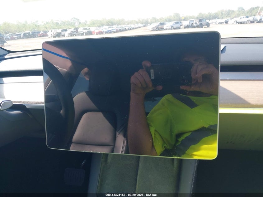 2023 Tesla Model Y Awd/Long Range Dual Motor All-Wheel Drive VIN: 7SAYGDEE4PA070722 Lot: 43324153