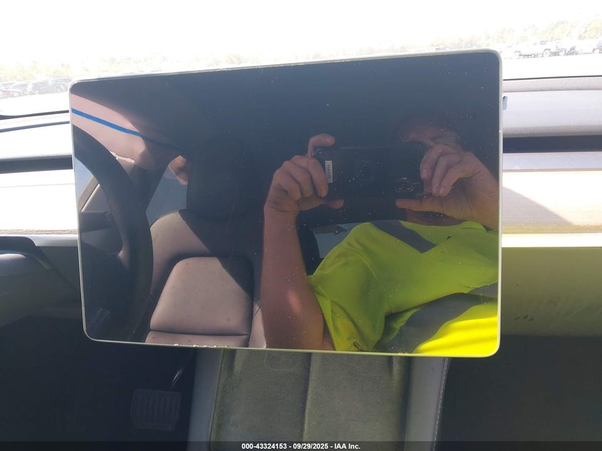 2023 Tesla Model Y Awd/Long Range Dual Motor All-Wheel Drive VIN: 7SAYGDEE4PA070722 Lot: 43324153