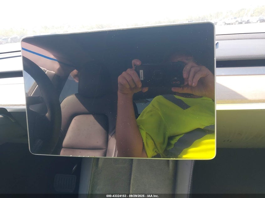 2023 Tesla Model Y Awd/Long Range Dual Motor All-Wheel Drive VIN: 7SAYGDEE4PA070722 Lot: 43324153