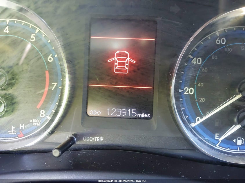 2019 TOYOTA COROLLA LE - 5YFBURHE7KP907449