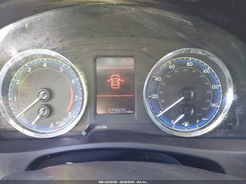 2019 TOYOTA COROLLA LE - 5YFBURHE7KP907449