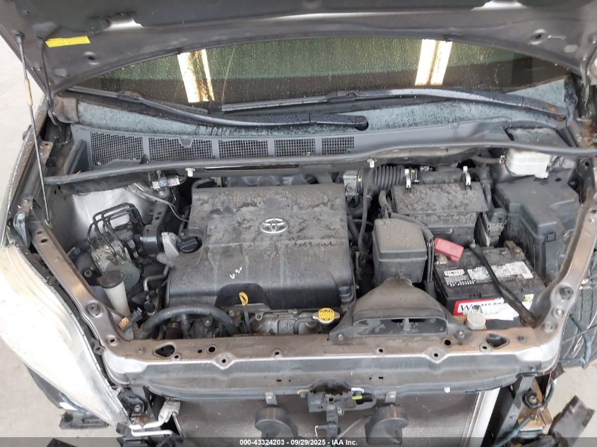 2011 Toyota Sienna Base V6 VIN: 5TDZK3DC3BS047742 Lot: 43324203