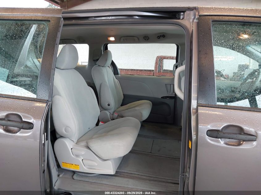 2011 Toyota Sienna Base V6 VIN: 5TDZK3DC3BS047742 Lot: 43324203