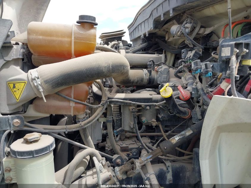 2016 International 4000 4400 VIN: 1HTMKSTN6GH272369 Lot: 43324221