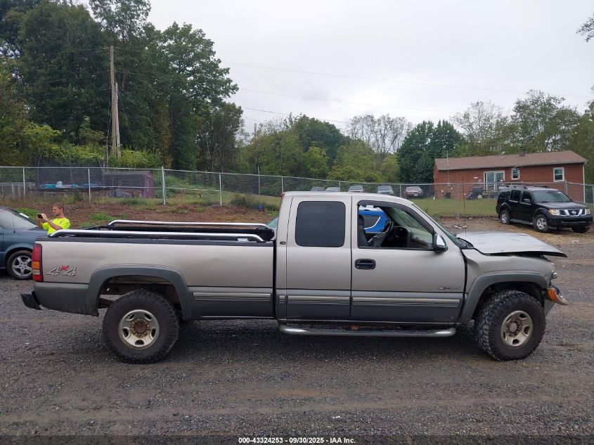 2000 Chevrolet Silverado Ls VIN: 1GCGK29U0YE159139 Lot: 43324253