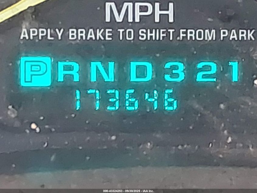 2000 Chevrolet Silverado Ls VIN: 1GCGK29U0YE159139 Lot: 43324253