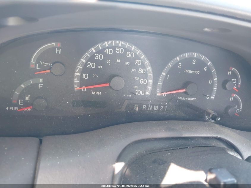 2000 Ford F-150 Lariat/Work Series/Xl/Xlt VIN: 1FTRX17W1YNA04916 Lot: 43324272