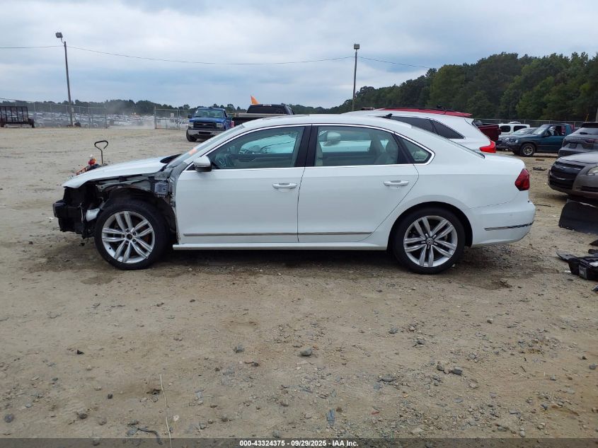 2017 Volkswagen Passat 1.8T Sel Premium VIN: 1VWCT7A3XHC014467 Lot: 43324375