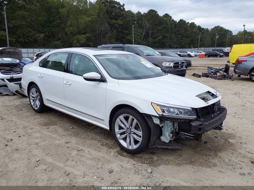 2017 VOLKSWAGEN PASSAT 1.8T SEL PREMIUM - 1VWCT7A3XHC014467