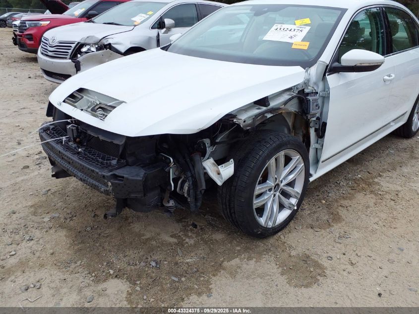 2017 Volkswagen Passat 1.8T Sel Premium VIN: 1VWCT7A3XHC014467 Lot: 43324375