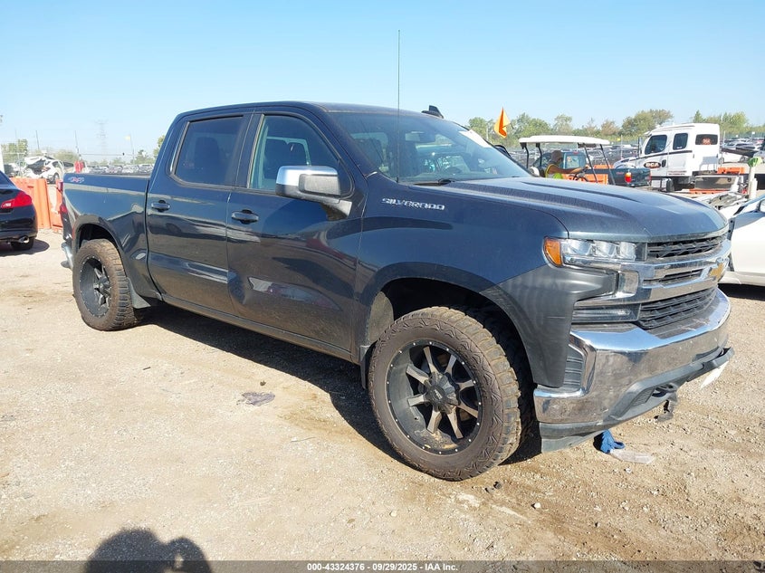 CHEVROLET SILVERADO 1500 4WD SHORT BED LT