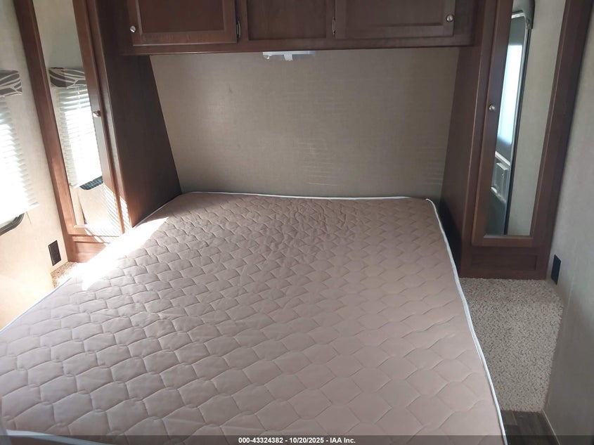 4YDT23R26GN201022 2016   photo no. 15