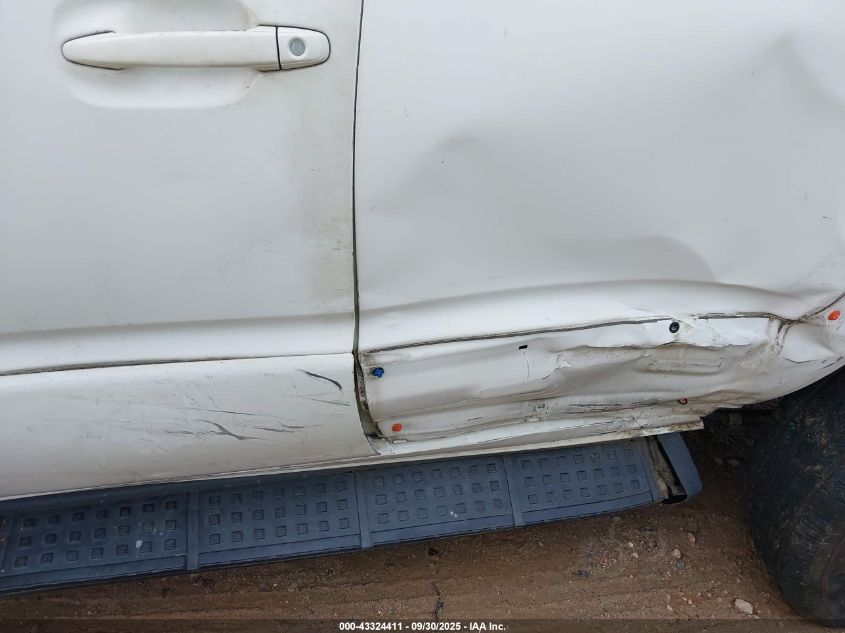 2005 Toyota 4Runner Sr5 V6 VIN: JTEZU14R758028604 Lot: 43324411