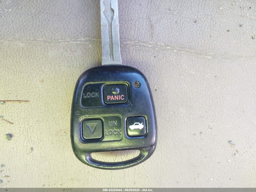 2001 Lexus Es 300 VIN: JT8BF28G310340747 Lot: 43324444